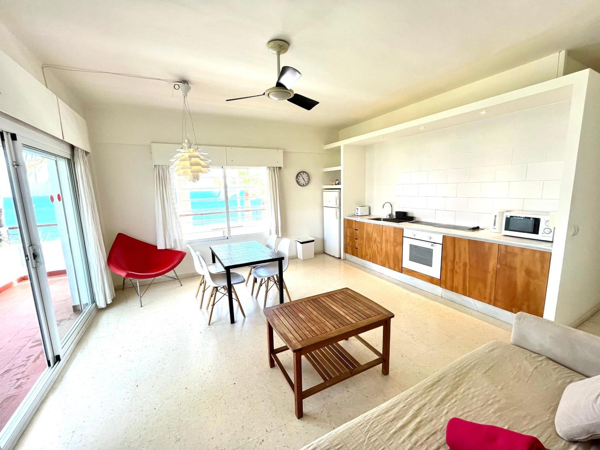 Apartamentos Playa Torrecilla Nerja Dış mekan fotoğraf