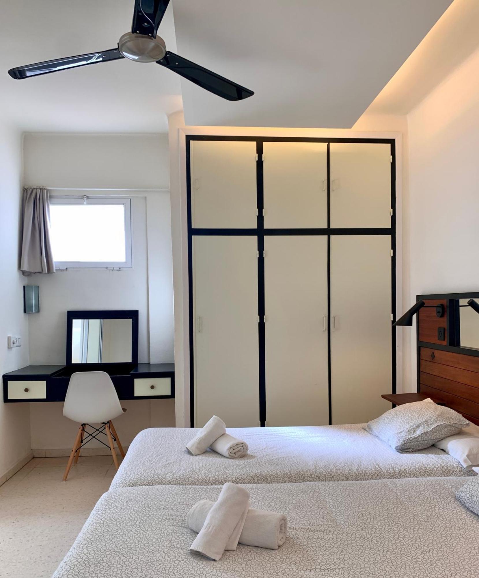 Apartamentos Playa Torrecilla Nerja Dış mekan fotoğraf