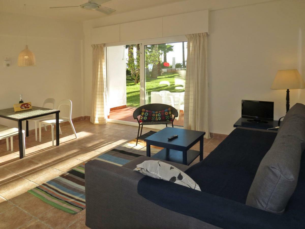 Apartamentos Playa Torrecilla Nerja Dış mekan fotoğraf