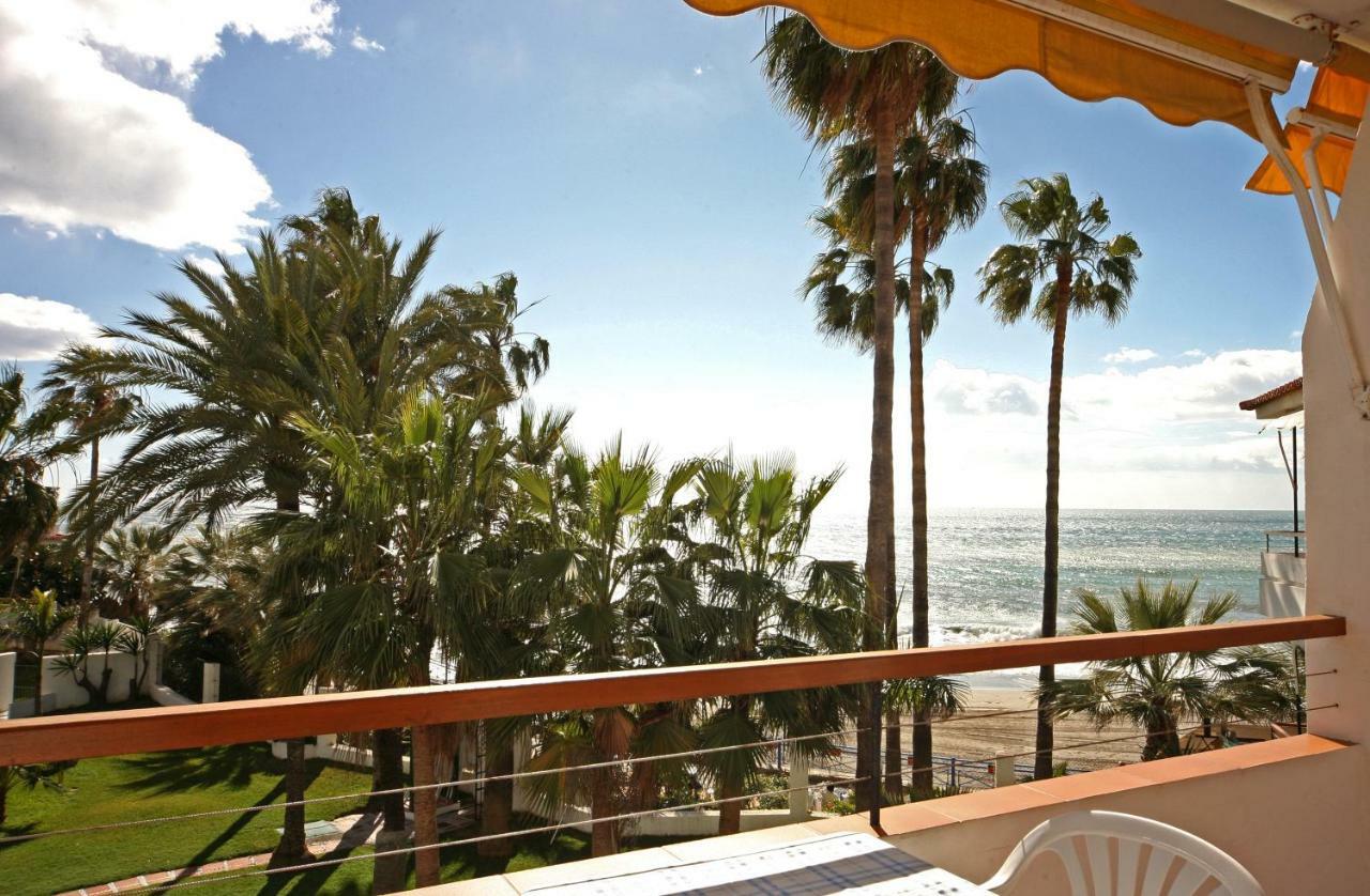 Apartamentos Playa Torrecilla Nerja Dış mekan fotoğraf