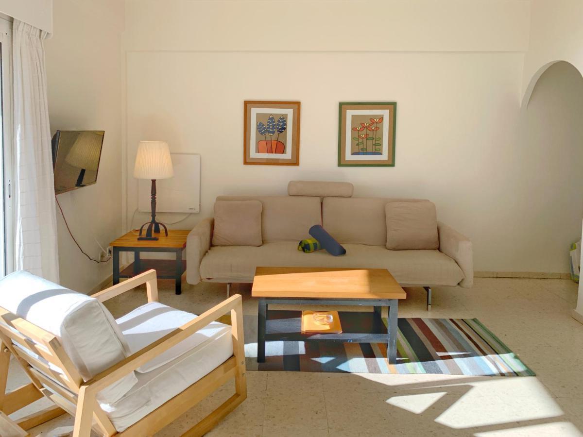 Apartamentos Playa Torrecilla Nerja Dış mekan fotoğraf